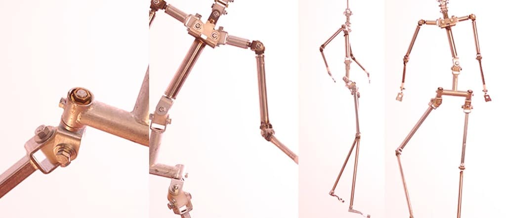 esqueleto metálico articulado muñeca sexual