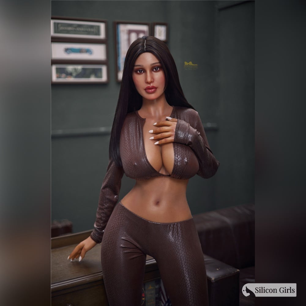 Domino 79 Domino 165F S19 irontech dolls 07