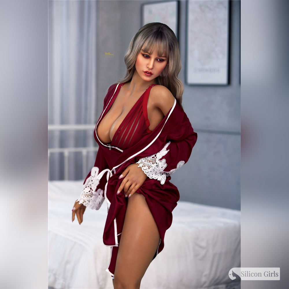 Diva 86 Diva 165f irontech doll 04