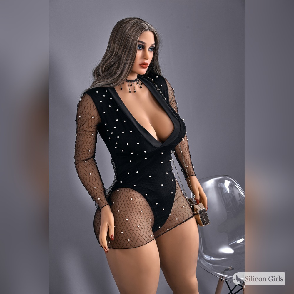 Mia 58 Mia 156E irontech dolls 02