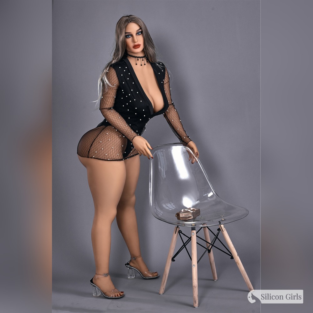Mia 73 Mia 156E irontech dolls 10