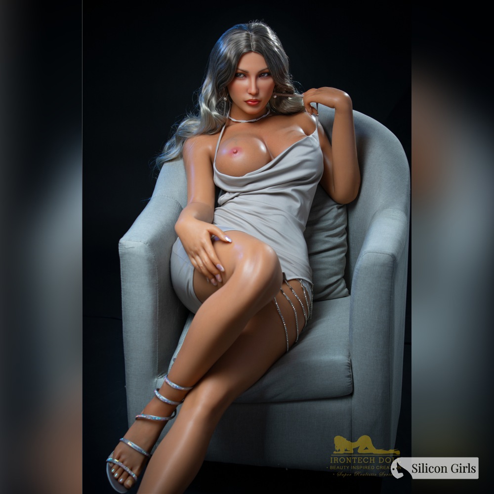 Kriss 54 Kriss 164J sil irontech doll 04