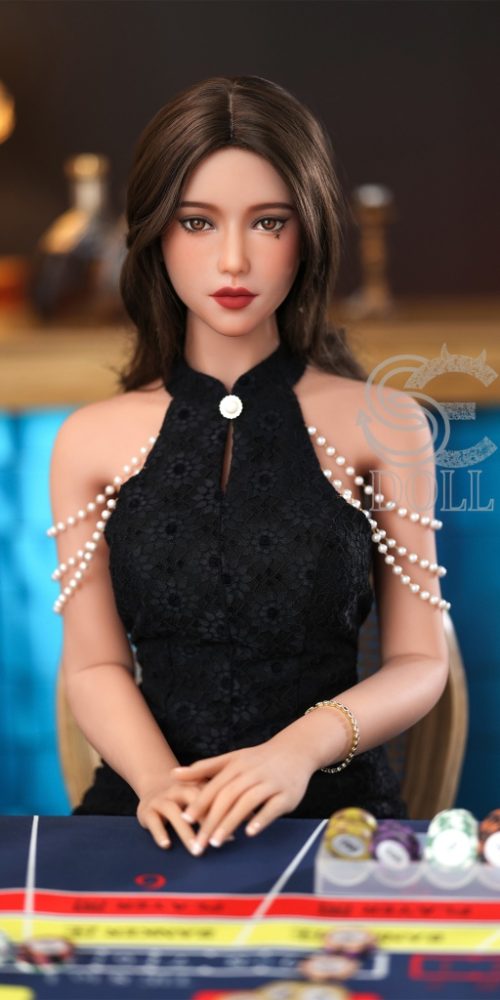 Queena - Image 4