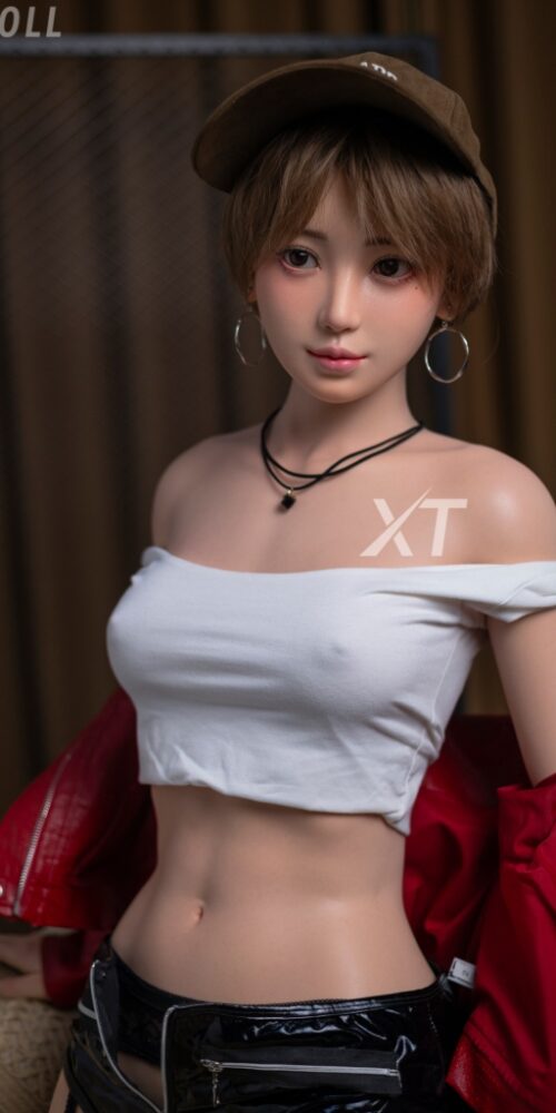 Akiko Grace - Image 14