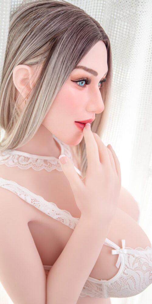 Ava - Imagen 9