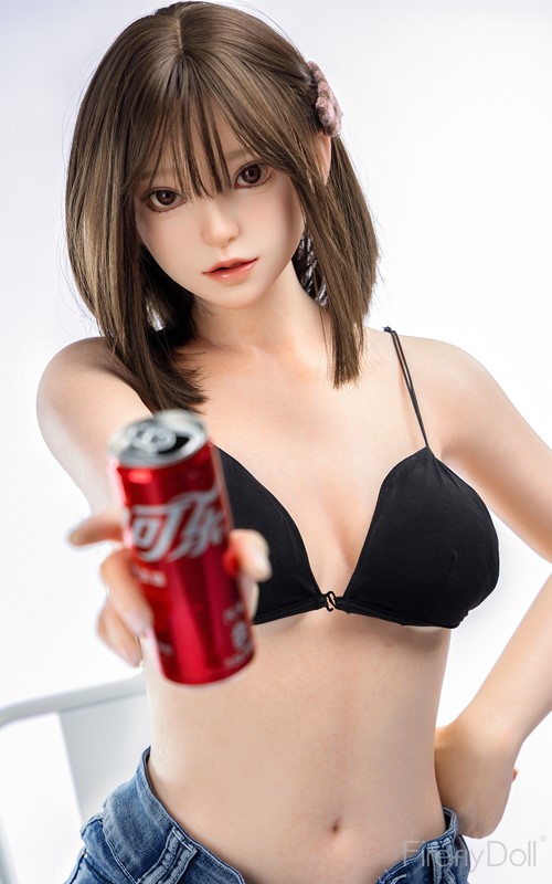 Nanako traje de baño